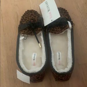 Leopard slippers